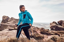Frau in sportlicher Kleidung